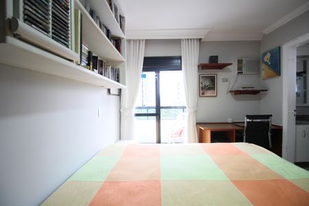 Apartamento para alugar com 162m², 4 quartos e 3 vagasQuarto 2