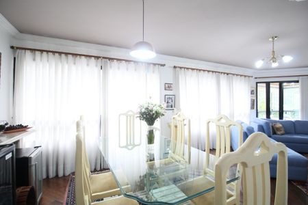 Apartamento para alugar com 162m², 4 quartos e 3 vagasSala