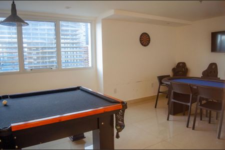 Apartamento para alugar com 63m², 2 quartos e 1 vaga