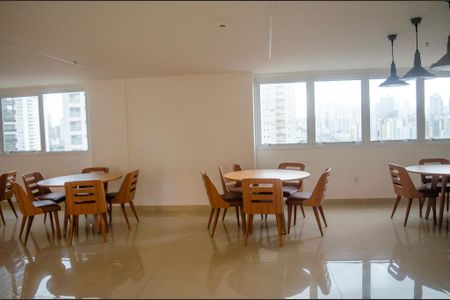 Apartamento para alugar com 63m², 2 quartos e 1 vaga