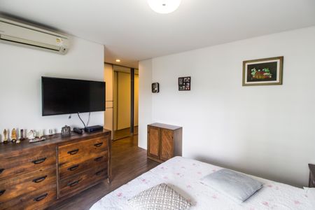 Apartamento à venda com 202m², 3 quartos e 3 vagasSuíte 1