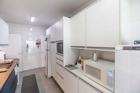 Apartamento à venda com 202m², 3 quartos e 3 vagasCozinha