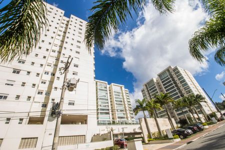 Apartamento à venda com 202m², 3 quartos e 3 vagasVista da Rua