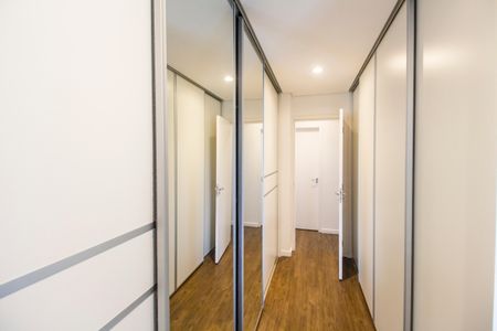 Apartamento à venda com 202m², 3 quartos e 3 vagasCloset da suíte 1