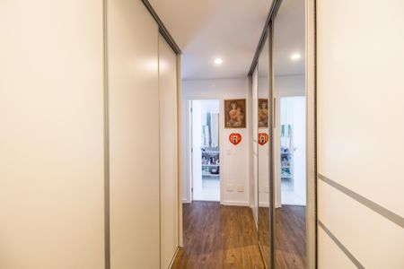 Apartamento à venda com 202m², 3 quartos e 3 vagasCloset da suíte 1