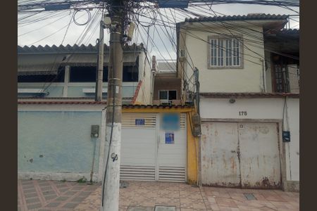 Casa para alugar com 90m², 2 quartos e sem vaga Casa para alugar com 90m², 2 quartos e sem vagaFachada