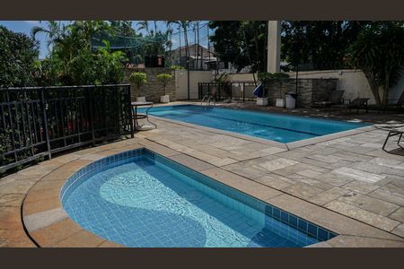 Apartamento à venda com 57m², 2 quartos e 1 vagaÁrea comum