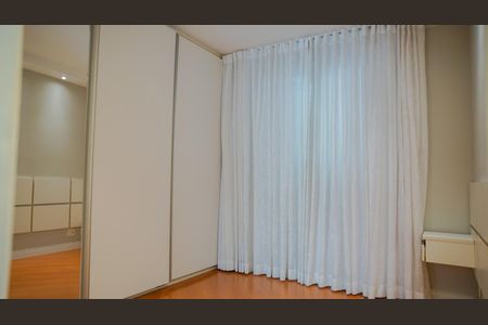 Apartamento à venda com 57m², 2 quartos e 1 vagaQuarto