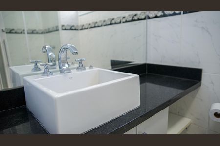 Apartamento à venda com 57m², 2 quartos e 1 vagaBanheiro