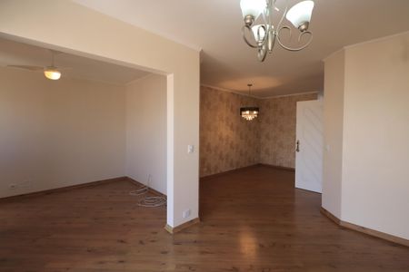 Apartamento para alugar com 130m², 2 quartos e 2 vagasSala