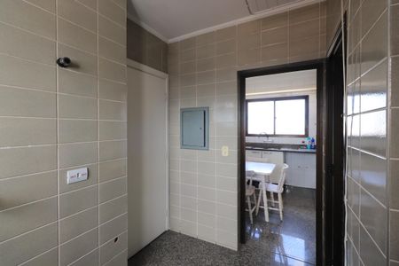 Apartamento para alugar com 130m², 2 quartos e 2 vagasÁrea de Serviço