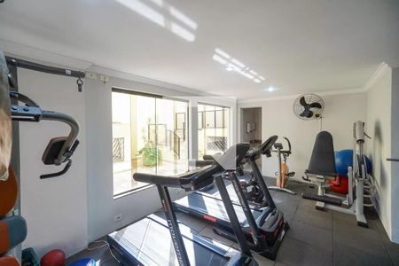 Apartamento para alugar com 130m², 2 quartos e 2 vagasÁrea comum - Academia