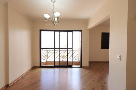 Apartamento para alugar com 130m², 2 quartos e 2 vagasSala