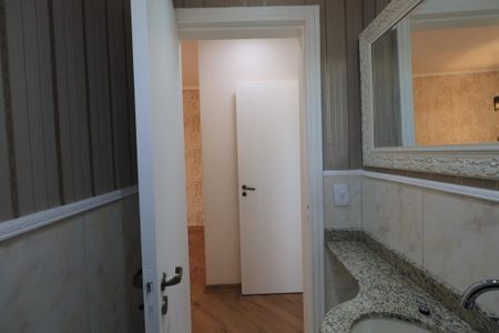 Apartamento para alugar com 130m², 2 quartos e 2 vagasLavabo