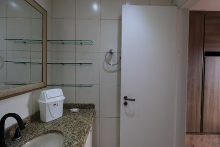 Apartamento para alugar com 130m², 2 quartos e 2 vagasBanheiro da Suíte