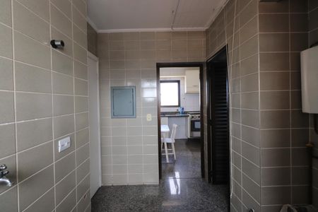 Apartamento para alugar com 130m², 2 quartos e 2 vagasÁrea de Serviço