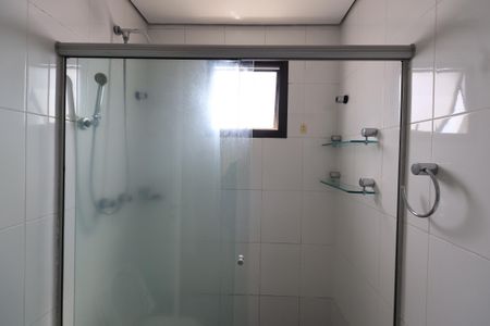 Apartamento para alugar com 130m², 2 quartos e 2 vagasBanheiro Social