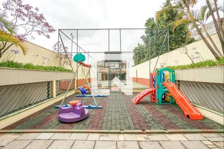 Apartamento para alugar com 130m², 2 quartos e 2 vagasÁrea comum - Playground