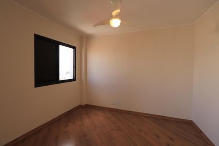 Apartamento para alugar com 130m², 2 quartos e 2 vagasSala