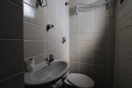 Apartamento para alugar com 130m², 2 quartos e 2 vagasBanheiro de serviço