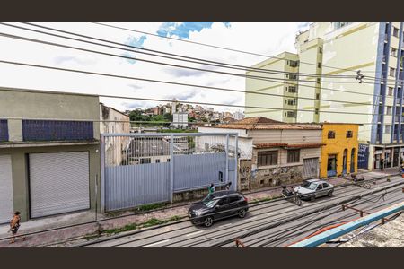 Quarto 2 de apartamento para alugar com 2 quartos, 42m² em Lagoinha, Belo Horizonte