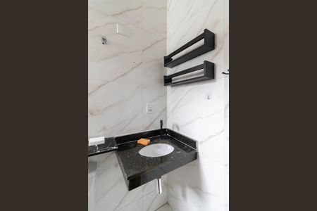 Casa de condomínio para alugar com 90m², 3 quartos e 1 vaga Casa de condomínio para alugar com 90m², 3 quartos e 1 vagaBanheiro