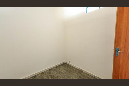 Quarto 1 de apartamento para alugar com 2 quartos, 45m² em Lagoinha, Belo Horizonte