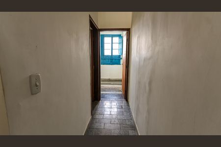 Corredor de apartamento para alugar com 2 quartos, 45m² em Lagoinha, Belo Horizonte