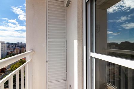 Apartamento à venda com 83m², 3 quartos e 2 vagasVaranda do Quarto 3