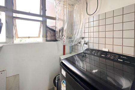 Apartamento à venda com 67m², 3 quartos e 1 vagaÁrea de Serviço