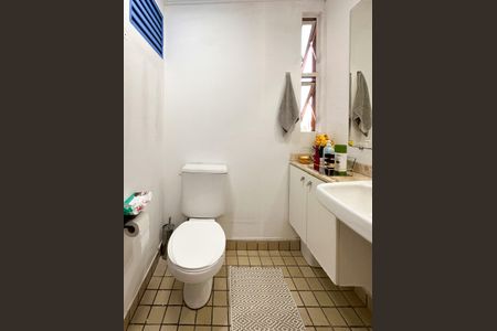 Apartamento à venda com 67m², 3 quartos e 1 vagaBanheiro Social
