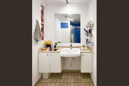 Apartamento à venda com 67m², 3 quartos e 1 vagaBanheiro Social