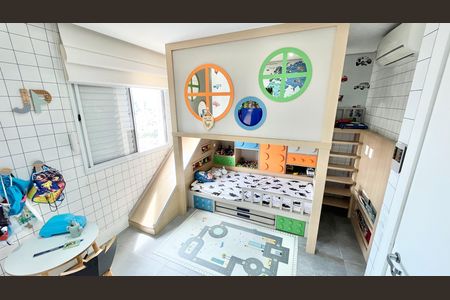Apartamento à venda com 260m², 3 quartos e 4 vagas Apartamento à venda com 260m², 3 quartos e 4 vagasSuíte