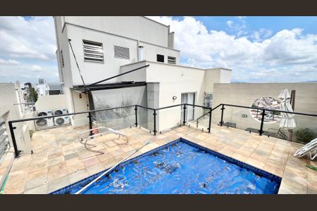 Apartamento à venda com 260m², 3 quartos e 4 vagas Apartamento à venda com 260m², 3 quartos e 4 vagasVaranda gourmet