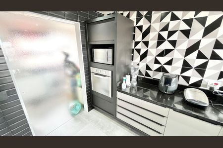 Apartamento à venda com 260m², 3 quartos e 4 vagas Apartamento à venda com 260m², 3 quartos e 4 vagasCozinha
