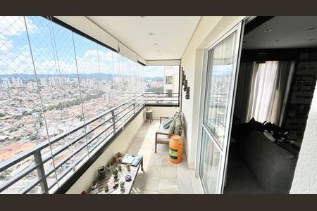 Apartamento à venda com 260m², 3 quartos e 4 vagas Apartamento à venda com 260m², 3 quartos e 4 vagasVaranda