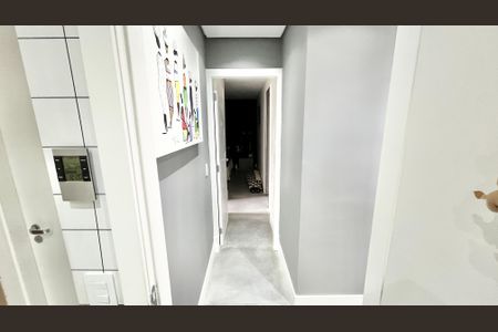 Apartamento à venda com 260m², 3 quartos e 4 vagas Apartamento à venda com 260m², 3 quartos e 4 vagasCorredor