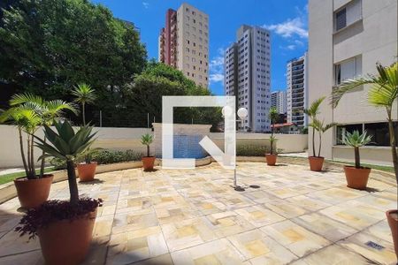 Apartamento à venda com 260m², 3 quartos e 4 vagas Apartamento à venda com 260m², 3 quartos e 4 vagasÁrea externa