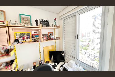 Apartamento à venda com 260m², 3 quartos e 4 vagas Apartamento à venda com 260m², 3 quartos e 4 vagasEscritório