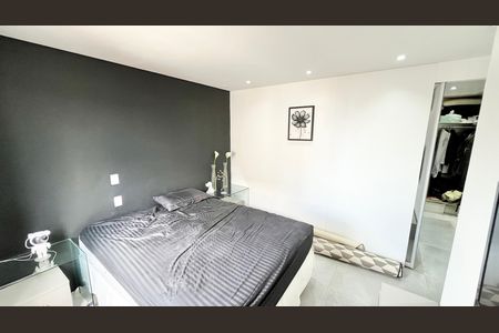 Apartamento à venda com 260m², 3 quartos e 4 vagas Apartamento à venda com 260m², 3 quartos e 4 vagasSuíte 2