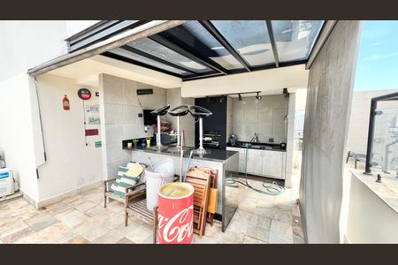 Apartamento à venda com 260m², 3 quartos e 4 vagas Apartamento à venda com 260m², 3 quartos e 4 vagasVaranda gourmet