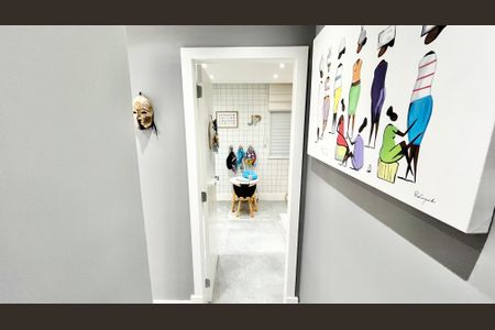 Apartamento à venda com 260m², 3 quartos e 4 vagas Apartamento à venda com 260m², 3 quartos e 4 vagasCorredor