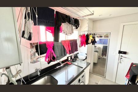 Apartamento à venda com 260m², 3 quartos e 4 vagas Apartamento à venda com 260m², 3 quartos e 4 vagasÁrea de Serviço