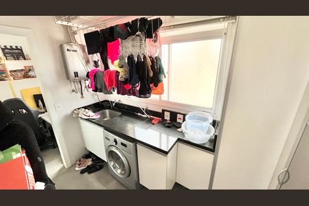 Apartamento à venda com 260m², 3 quartos e 4 vagas Apartamento à venda com 260m², 3 quartos e 4 vagasÁrea de Serviço