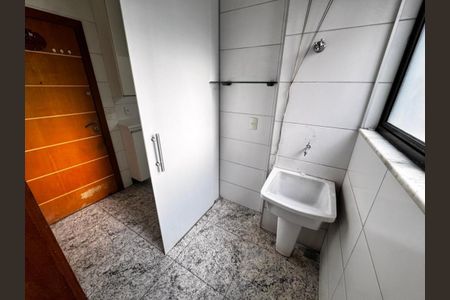 Apartamento à venda com 3 quartos, 94m² em Sagrada Família, Belo Horizonte