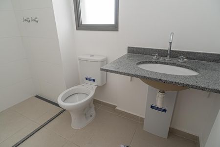Studio para alugar com 26m², 1 quarto e sem vaga Studio para alugar com 26m², 1 quarto e sem vagaBanheiro