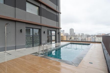 Studio para alugar com 26m², 1 quarto e sem vaga Studio para alugar com 26m², 1 quarto e sem vagaÁrea comum - Piscina