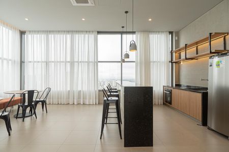 Studio para alugar com 26m², 1 quarto e sem vaga Studio para alugar com 26m², 1 quarto e sem vagaÁrea comum - Sky Bar