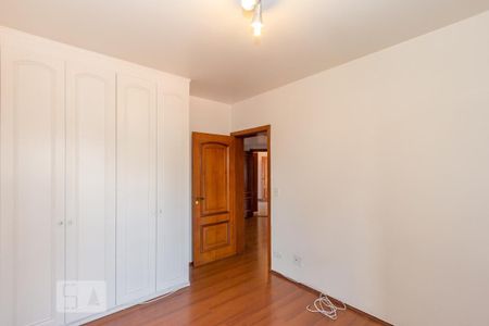 Apartamento à venda com 240m², 4 quartos e 3 vagas