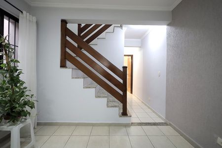 Casa à venda com 164m², 3 quartos e 3 vagasSala